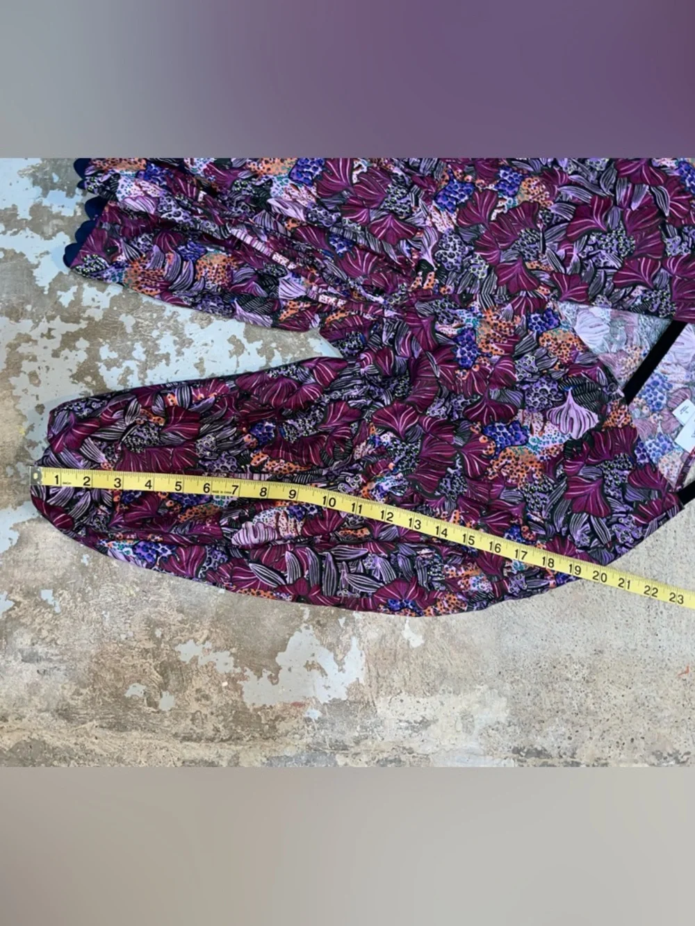 Women’s Floral V-Neck Peplum Blouse - Purple - Picture 6 of 10